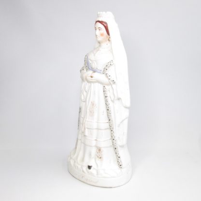 A Large Staffordshire figure of Queen Victoria, white and gilt version, wearing an ermine edge cloak.  Circa 1840 - Image 5