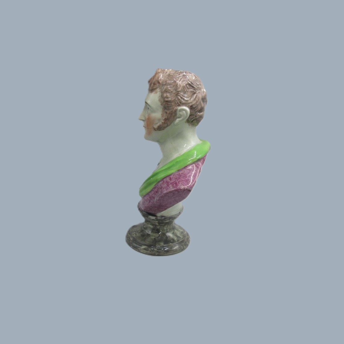 A Staffordshire pottery bust of Sir Isaac Newton mounted on a grey marbleised soccle base. Circa 19th century - Image 3