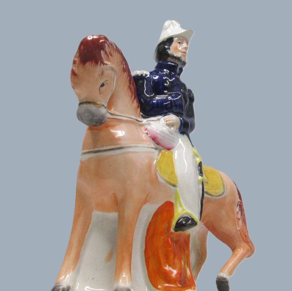 Two Victorian Staffordshire equestrian figures of Marshall Arnaud and Lord Raglan both well coloured and painted by the same decorator. Circa 1855. - Image 5