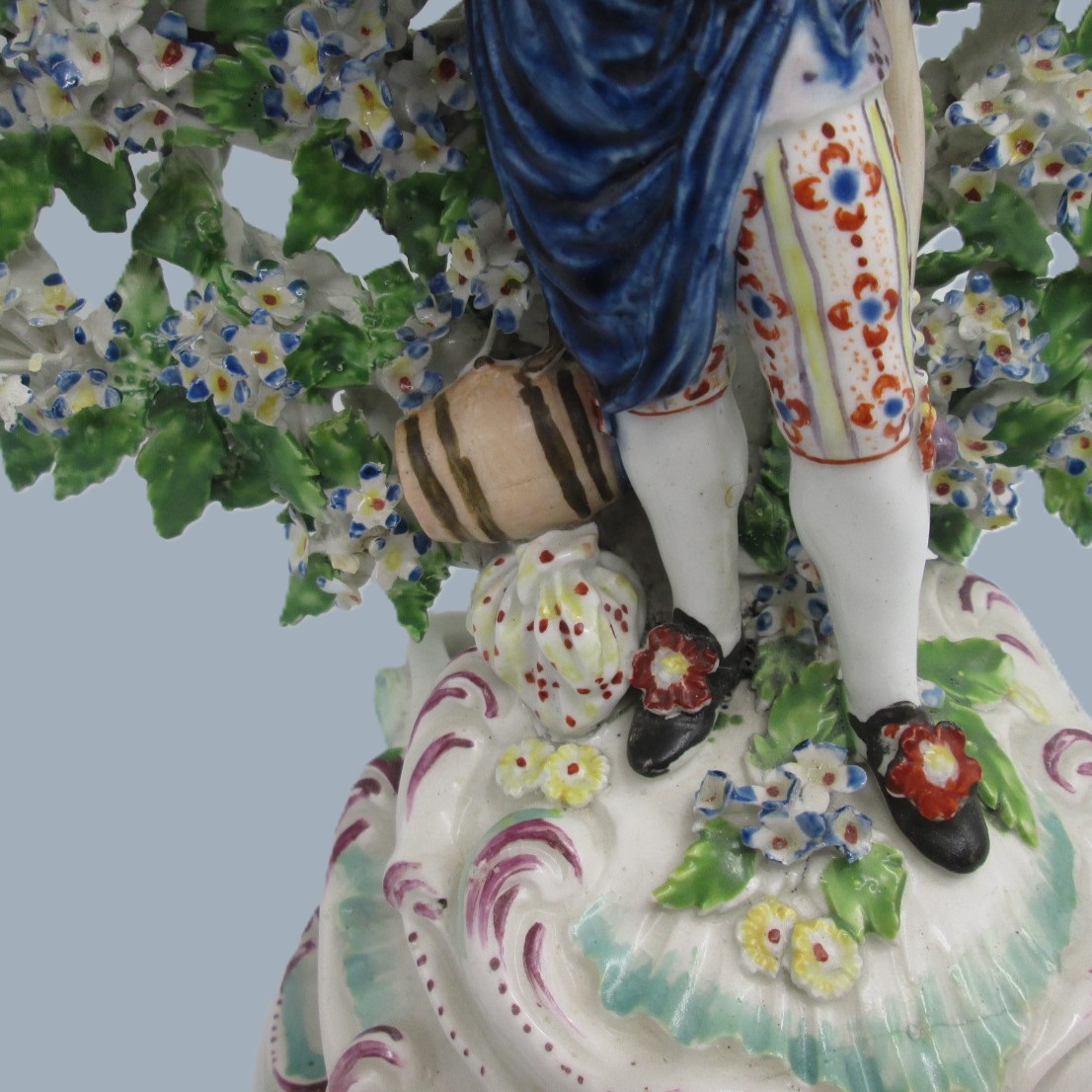 A Derby figure of a Harvester stood before bocage, sharpening his sythe with a whetstone. Circa 1768 - Image 13